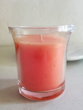 Strawberry Cream scent Candle New retired stock Celebrating Hom 13 oz Clean burn